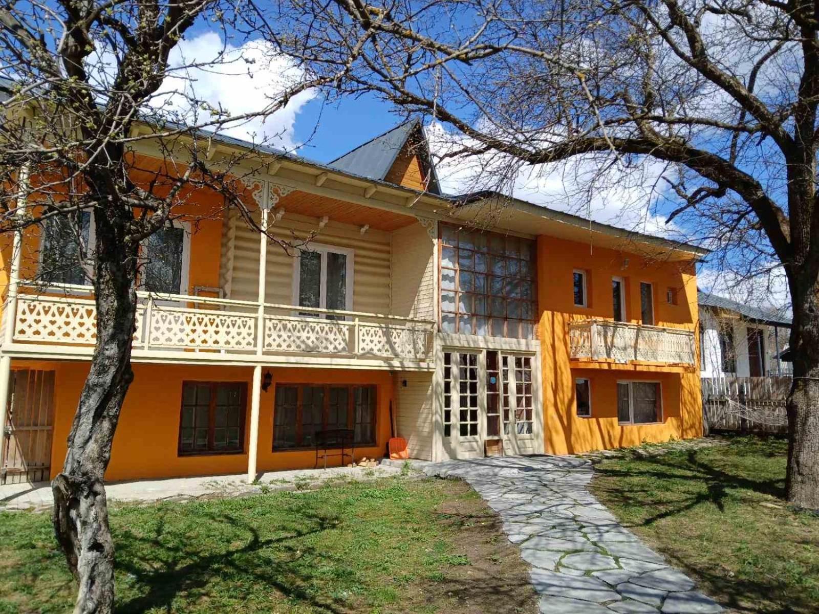 Art Villa Bakuriani Luaran gambar
